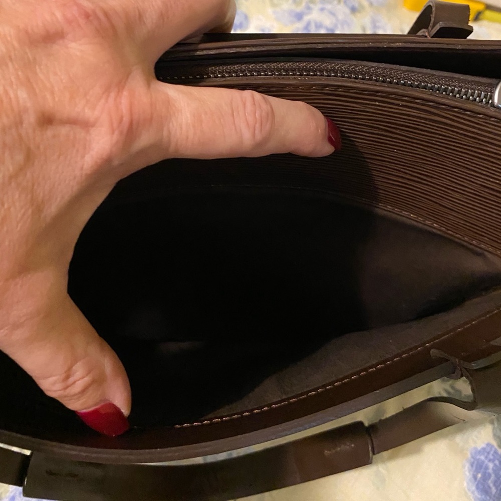 ❌SOLD❌💯%AUTHENTIC Vintage Louis Vuitton Eppi Bag - Picture 7 of 12